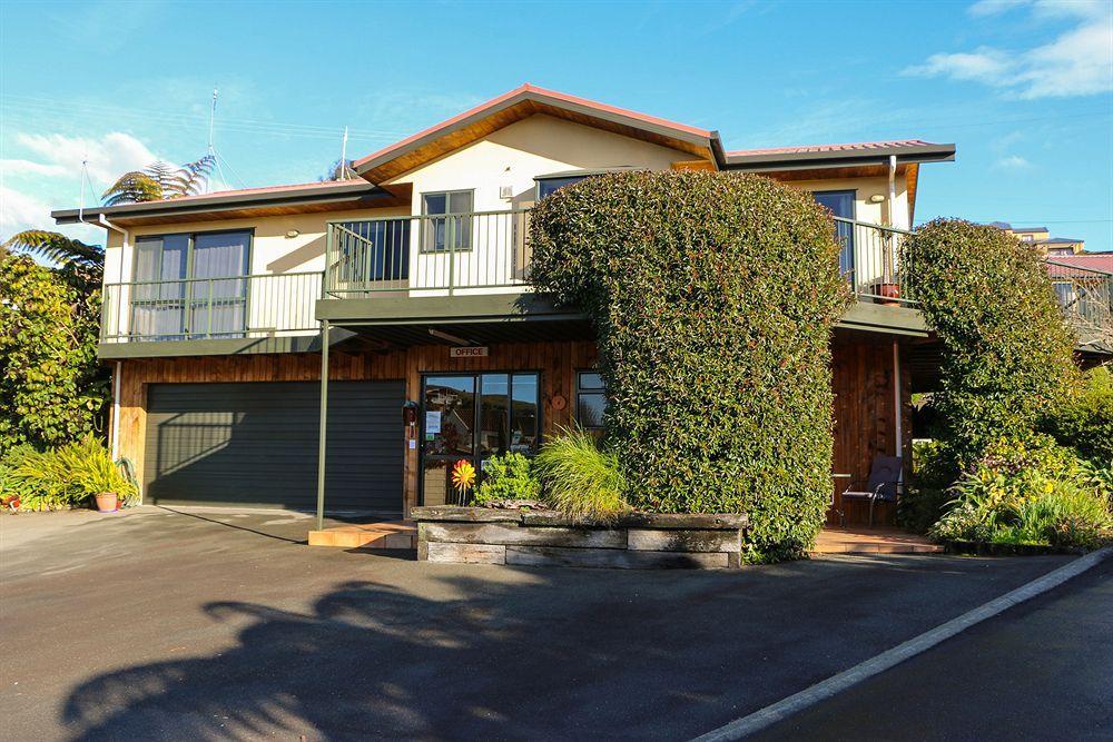 Kaiteri Motels And Apartments Kaiteriteri ภายนอก รูปภาพ