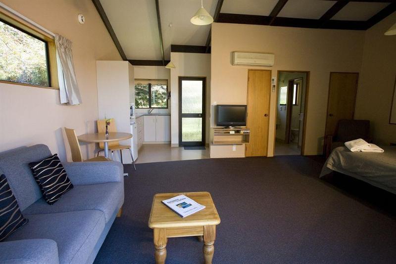 Kaiteri Motels And Apartments Kaiteriteri ภายนอก รูปภาพ